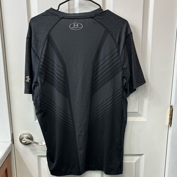 UA Project Rock Bundle Cut Sleeve Hoodie Drifit Shirt Large - Picture 3 of 7